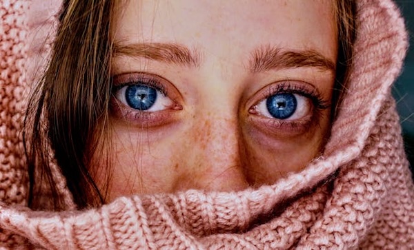 woman with blue eyes
